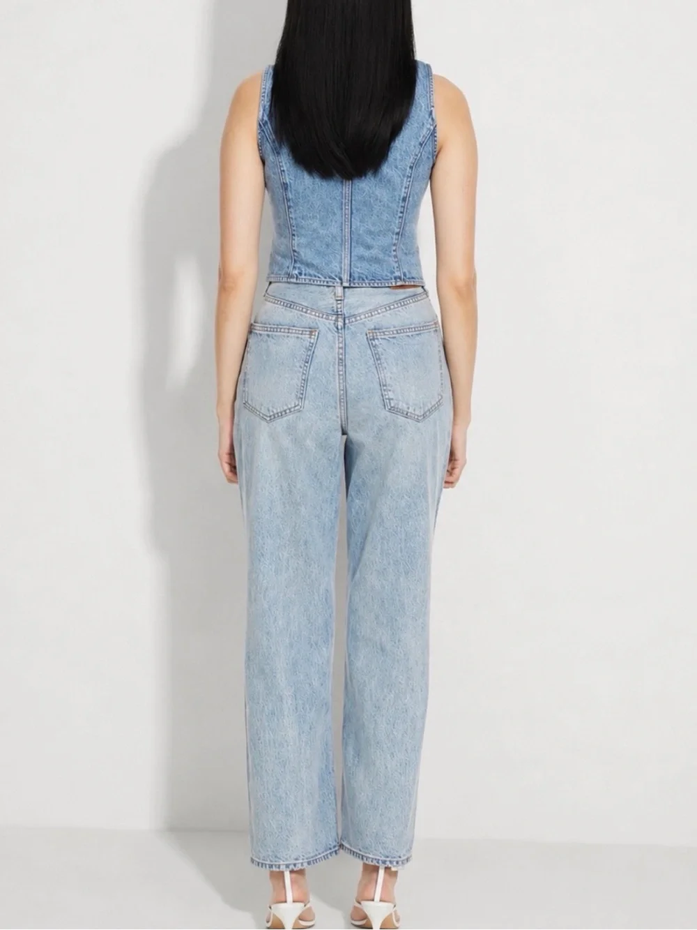 Aritzia DENIM FORUM The Joni High Rise Loose Jeans Size 32 - Picture 10 of 14